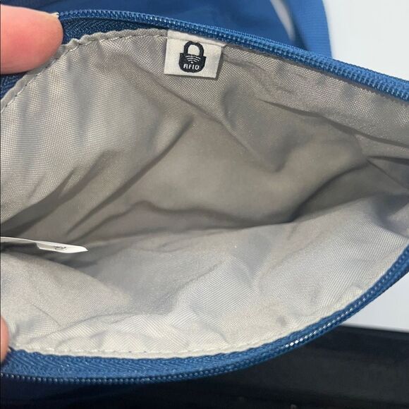 BAGGALLINI Pacific Blue RFID Pocket Crossbody and Wristlet - Picture 8 of 8